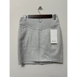 NWT Lululemon Scuba HR Mini Skirt Sz M MSRP $78 Heathered Core Ultra Light Grey